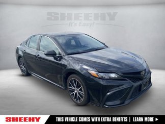 Used 2022 Toyota Camry SE image 1