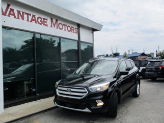 Used 2018 Ford Escape SE w/ Ford Safe & Smart Package image 1