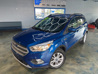 Used 2017 Ford Escape SE w/ Equipment Group 201A image 1