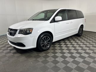 Used 2016 Dodge Grand Caravan SE image 1