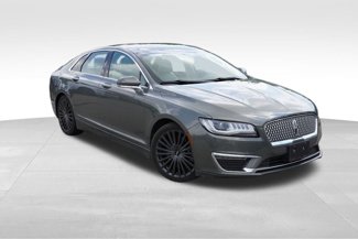 Used 2017 Lincoln MKZ Reserve image 1