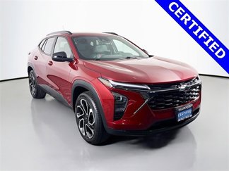 Certified 2024 Chevrolet Trax RS w/ Driver Confidence Package image 1