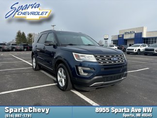 Used 2017 Ford Explorer XLT image 1