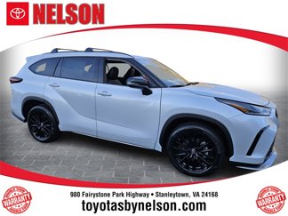 New 2025 Toyota Highlander XSE image 1