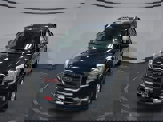 Used 2016 GMC Acadia SLE video 1
