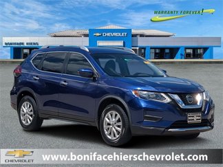 Used 2020 Nissan Rogue SV image 1