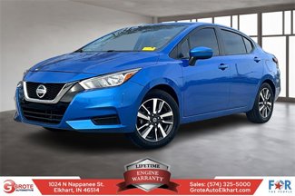 Used 2021 Nissan Versa SV image 1