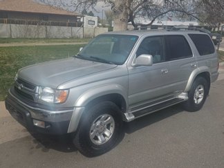 Used 2000 Toyota 4Runner SR5 image 1