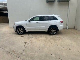 Used 2019 Jeep Grand Cherokee Overland image 1
