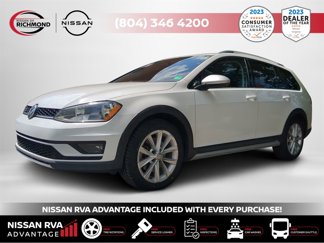 Used 2017 Volkswagen Golf Alltrack SE image 1