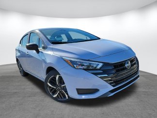 New 2025 Nissan Versa SR w/ Trunk Package image 1