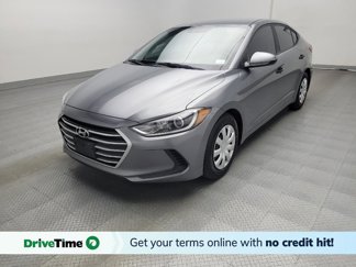Used 2017 Hyundai Elantra SE image 1