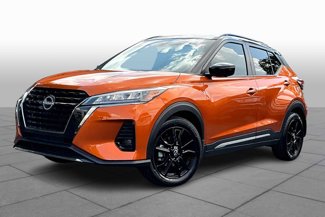 Used 2023 Nissan Kicks SR image 1