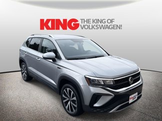 Used 2022 Volkswagen Taos SE image 1