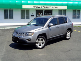 Used 2016 Jeep Compass Latitude image 1