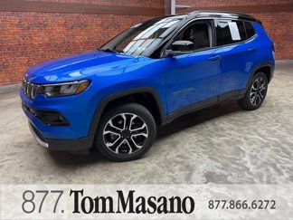 Used 2022 Jeep Compass Limited image 1