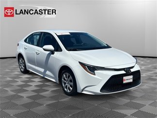 Certified 2022 Toyota Corolla LE image 1