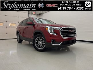 Used 2022 GMC Terrain SLT w/ Infotainment Package II image 1