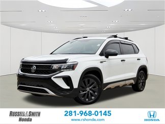 Used 2023 Volkswagen Taos S image 1