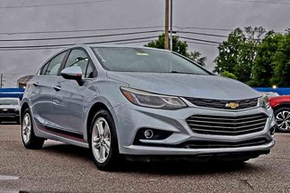 Used 2017 Chevrolet Cruze LT image 1