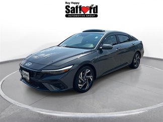Used 2025 Hyundai Elantra Limited image 1
