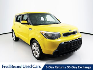 Used 2015 Kia Soul + image 1
