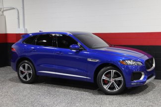 Used 2019 Jaguar F-PACE S image 1