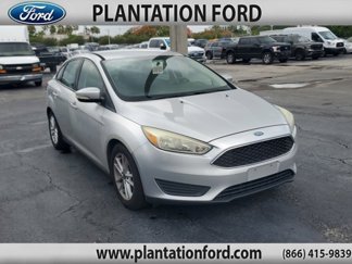 Used 2015 Ford Focus SE image 1