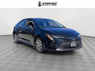 Used 2022 Toyota Corolla LE image 1