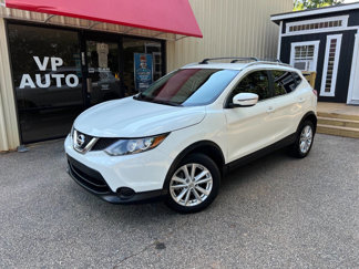 Used 2017 Nissan Rogue Sport SV image 1