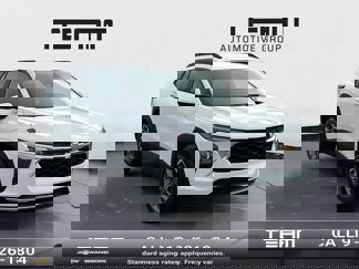 New 2025 Chevrolet Trax LT w/ Driver Confidence Package image 1