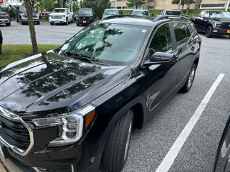 Used 2022 GMC Terrain SLE w/ Driver Convenience Package image 1