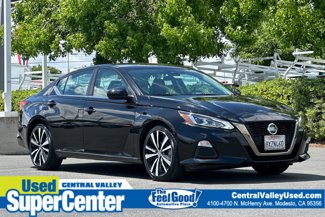 Certified 2022 Nissan Altima 2.5 SR image 1