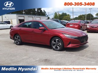 Used 2023 Hyundai Elantra SEL w/ Convenience Package image 1