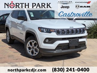 New 2025 Jeep Compass Latitude image 1
