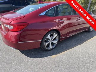 Used 2018 Honda Accord Touring image 1