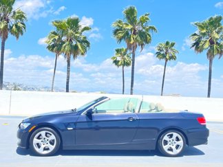 Used 2009 BMW 328i Convertible image 1