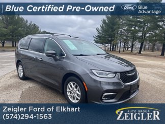 Used 2021 Chrysler Pacifica Touring-L image 1