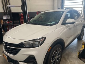 Used 2022 Buick Encore GX Select image 1
