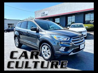 Used 2018 Ford Escape SE image 1