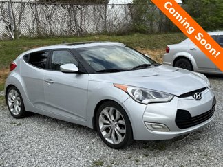 Used 2012 Hyundai Veloster w/ Style Pkg image 1