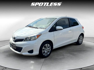 Used 2012 Toyota Yaris LE image 1