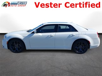 Used 2023 Chrysler 300 S image 1