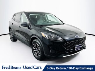 Used 2022 Ford Escape SE w/ Cold Weather Package image 1