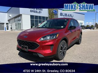 Used 2022 Ford Escape SE w/ SE Sport Appearance Package image 1