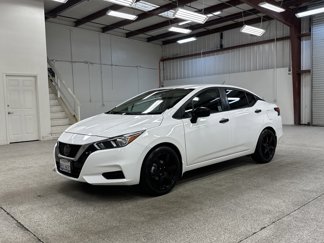 Used 2020 Nissan Versa S image 1