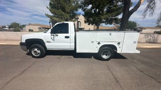 Used 2003 Chevrolet Silverado 3500 2WD Regular Cab image 1