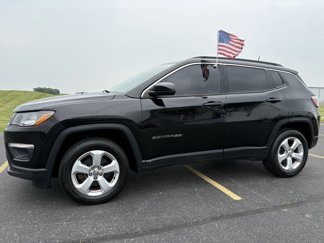 Used 2019 Jeep Compass Latitude w/ Popular Equipment Group image 1