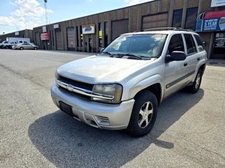 Used 2004 Chevrolet TrailBlazer LS w/ LS Preferred Equipment Group image 1