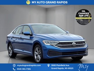 Certified 2024 Volkswagen Jetta SE w/ Panoramic Sunroof Package image 1